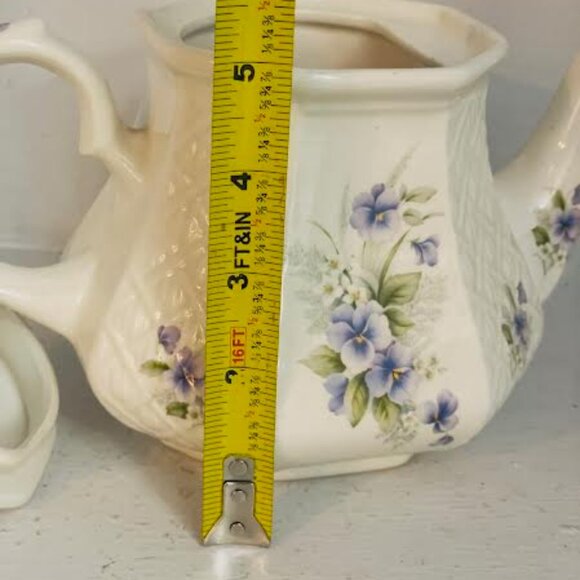Vintage Sadler Windsor Pansy Tea Pot Lattice Trellis Embossed Floral Basketweave - Picture 9 of 9